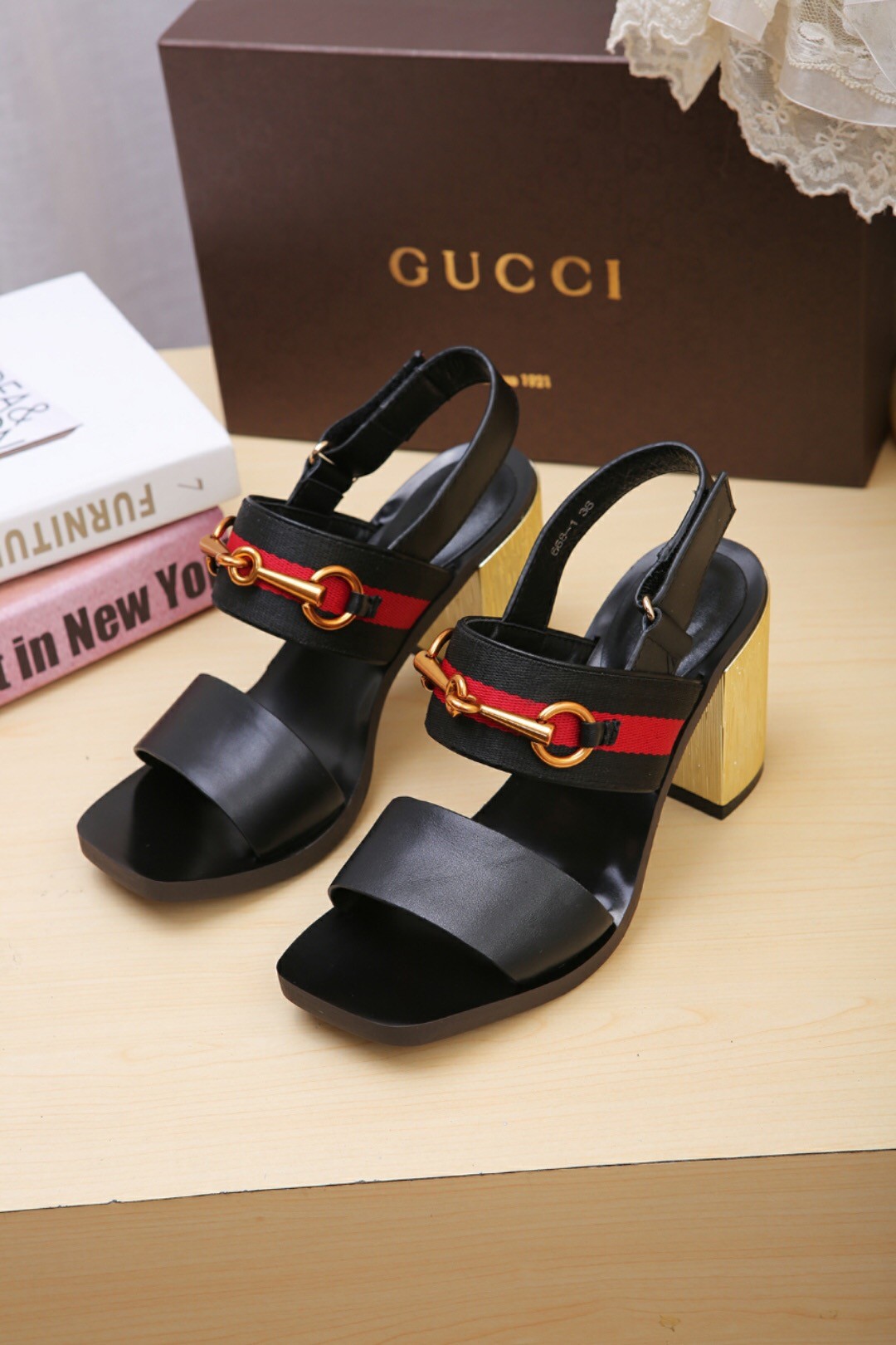 Gucci Sandals GC02501