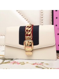 Gucci Sylvie Leather Mini Chain Bag GC01894